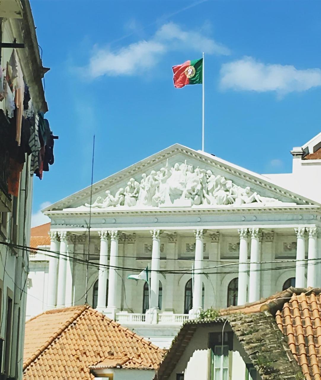 Grand Parliament Duplex By Homing Appartement Lissabon Buitenkant foto